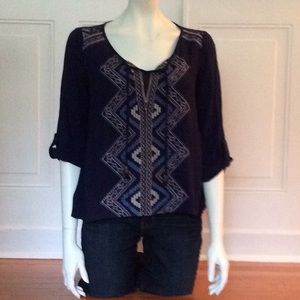 Women’s pull over tunic top